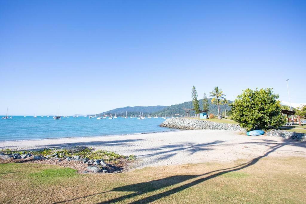 Ocean View 33A Studio Pool Ocean View Wifi Airlie Beach Ngoại thất bức ảnh